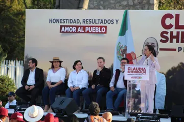 Claudia Sheinbaum promete universidad Rosario Castellanos para Tula