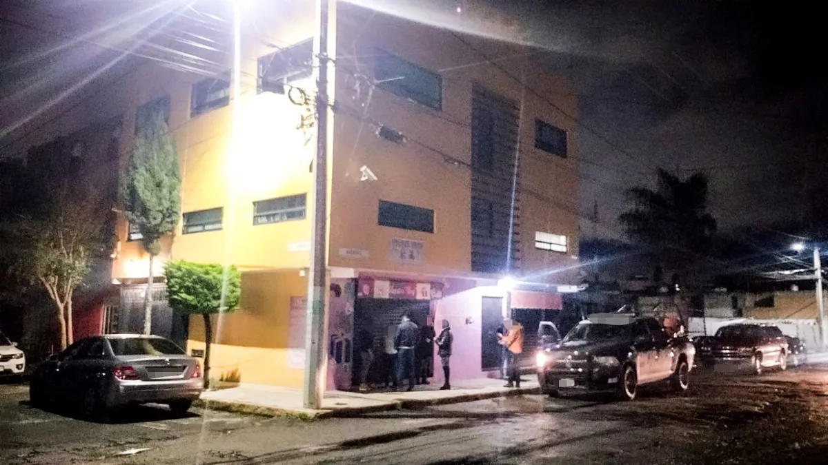 Caen 3 presuntos ladrones en la Plutarco, Pachuca