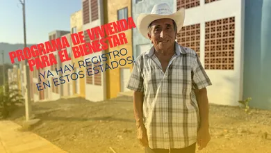 Ciudadanos realizan su trámite en los módulos del Programa de Vivienda para el Bienestar.