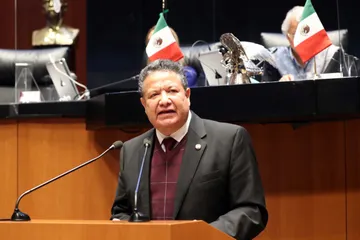 Nuvia Mayorga y Julio Menchaca realizan  informe y gira en Hidalgo