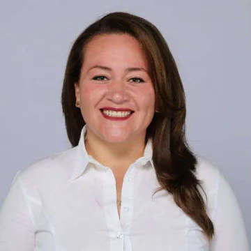 Regidora de Actopan renuncia al PRI y se une a campaña de su hermano