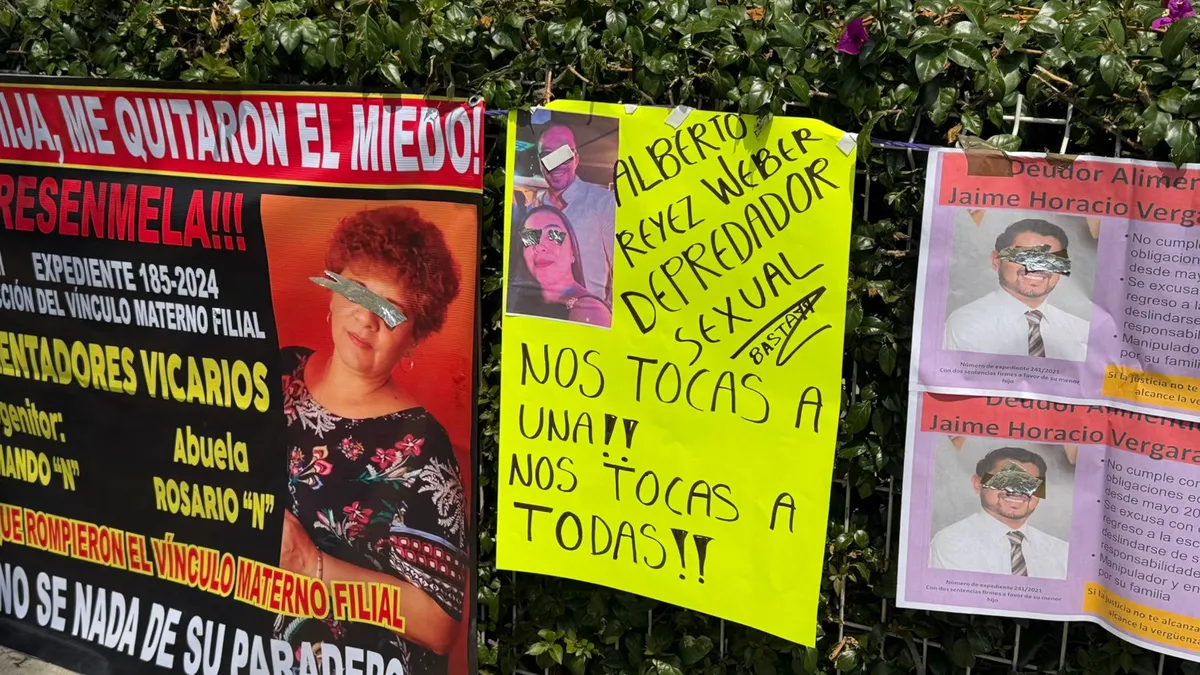 Exponen a funcionarios y particulares en tendedero de denuncias durante actividades del 8M en Pachuca