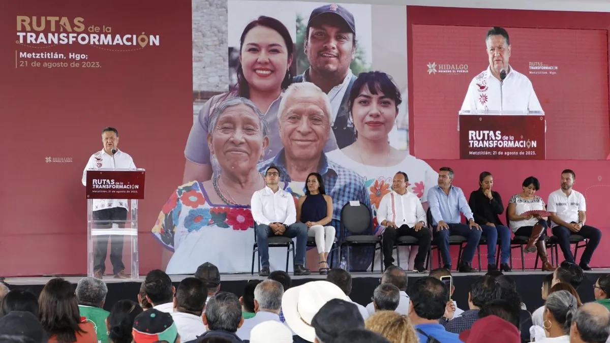 Julio Menchaca entrega nombramiento de Pueblo Mágico a Metztitlán