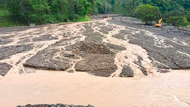 Monitoreo de río durante temporada de lluvias en Hidalgo.