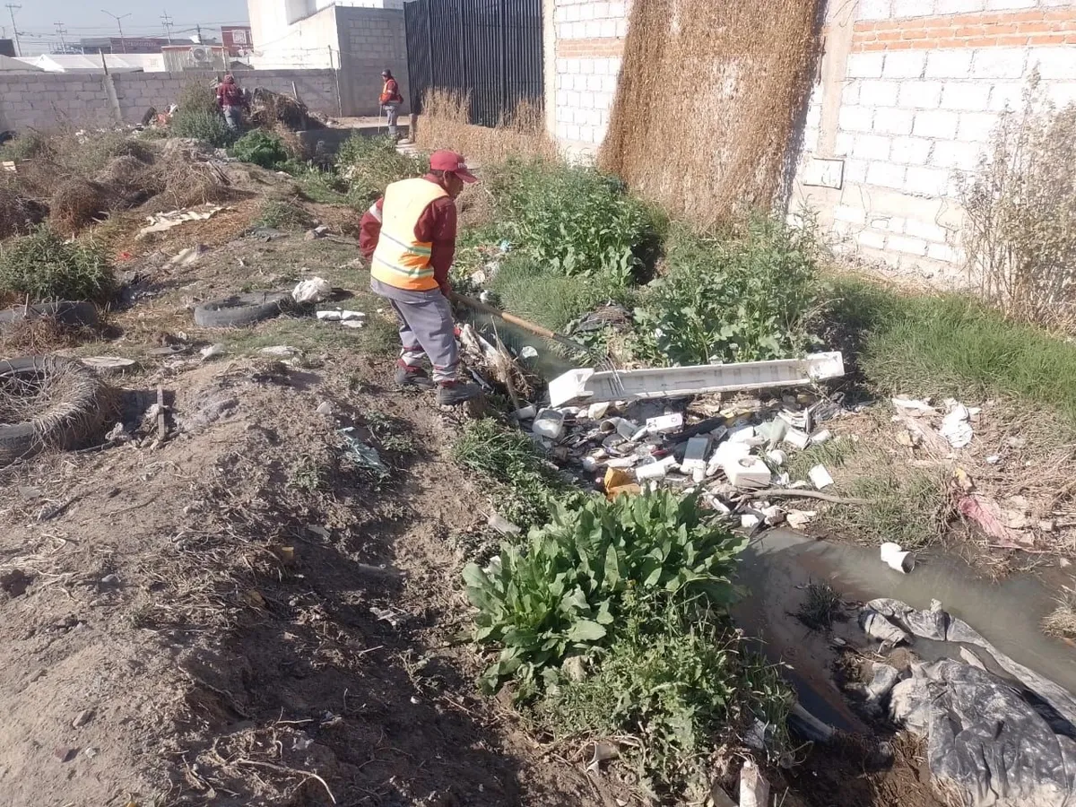 SIPDUS refuerza obras pluviales en el Bulevar Everardo Márquez