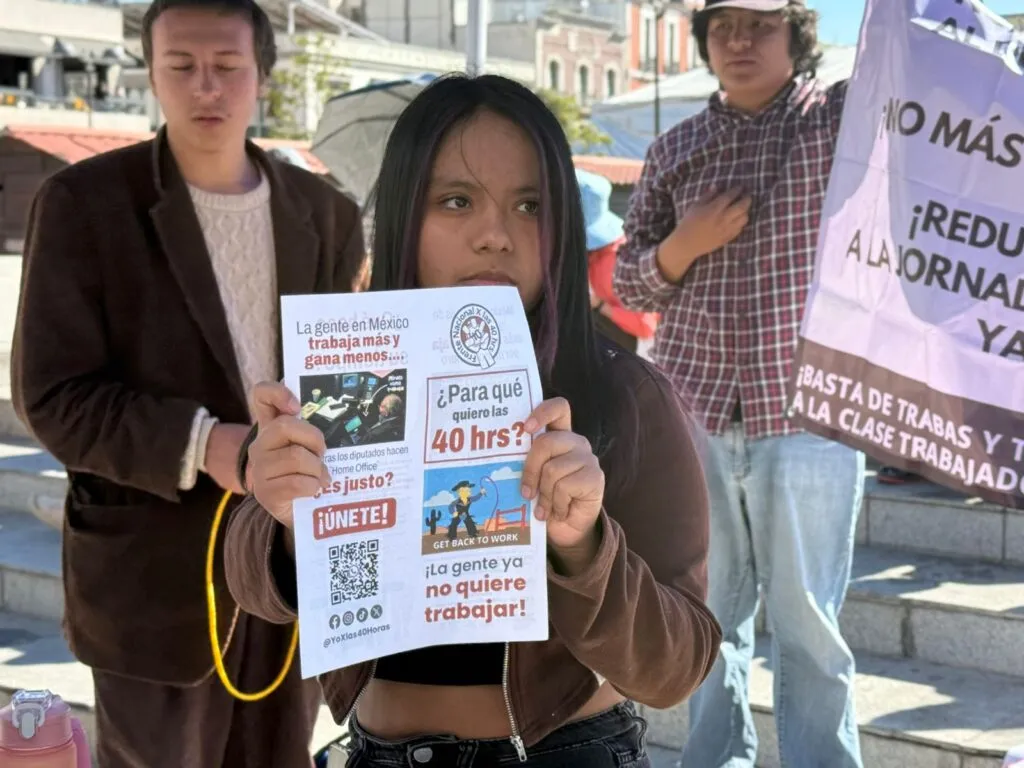 “No queremos gradualidad”: Frente por las 40 Horas protesta en Pachuca
