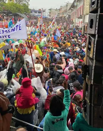 Se olvidan del Covid, relajan medidas en carnavales de Hidalgo