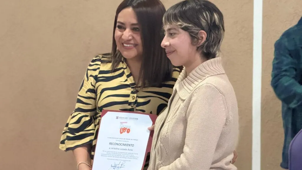Celebran el Día Nacional del Libro destacando a jóvenes autoras de Hidalgo