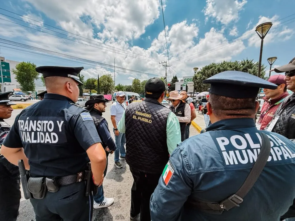 Taxis y colectivas bajo revisión en Pachuca: reportan 211 sanciones y 53 vehículos asegurados