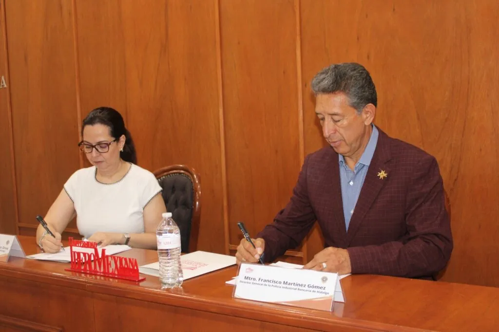 PIBEH y Universidad Iboromexicana firman convenio para apoyar estudios de policías y sus familias