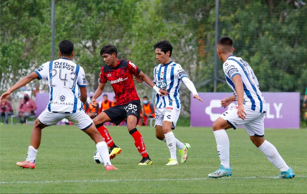 Pachuca gana en la sub 20 y empata en la 18 contra Toluca