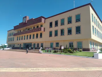 Aspiraciones políticas y renuncias dejan acéfalas dos áreas clave en Tulancingo