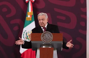 Hablaré con quien me sustituya para que no dé ni un paso atrás: AMLO