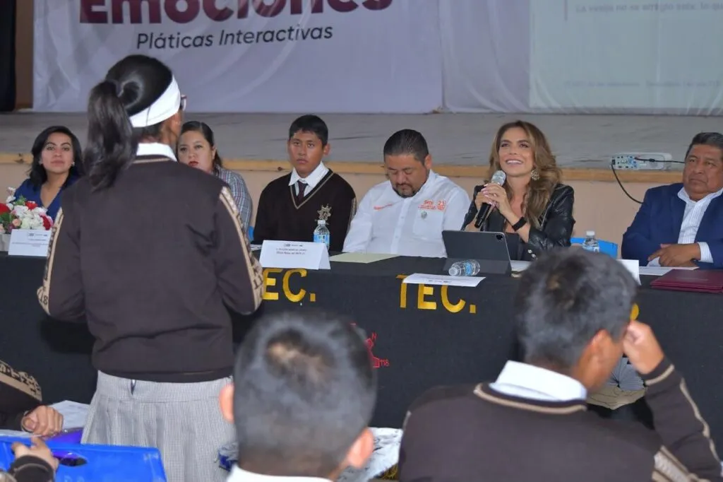 Lotería Nacional lleva El ABC de las Emociones a secundaria de Puebla