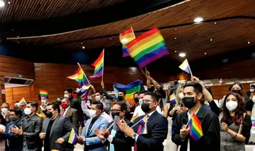 Buscan reconocer derechos de personas no binarias