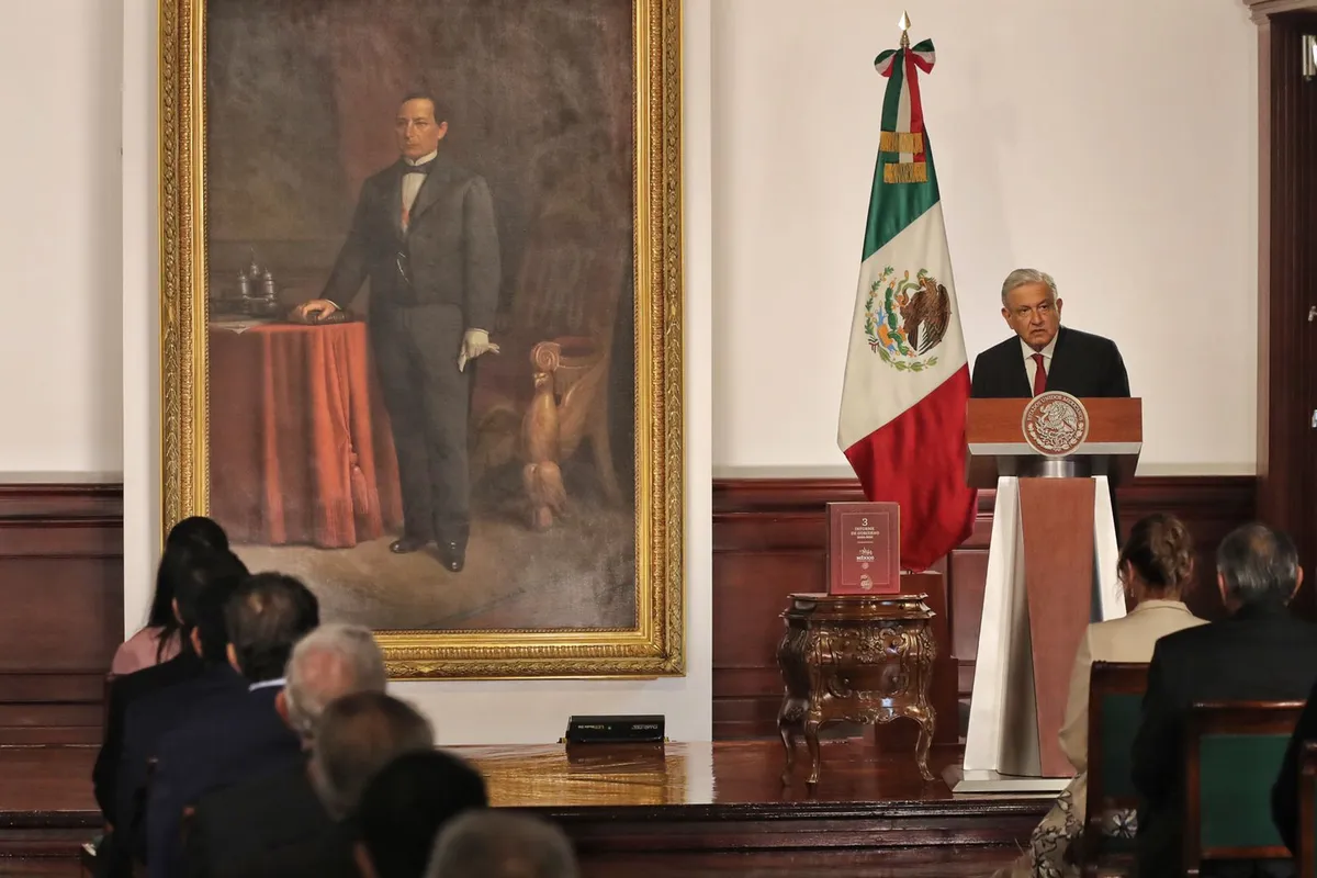 Pandemia y programas sociales las críticas de la oposición al informe de AMLO