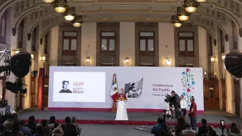 La presidenta Claudia Sheinbaum durante su conferencia matutina sobre la atención a familiares de desaparecidos.