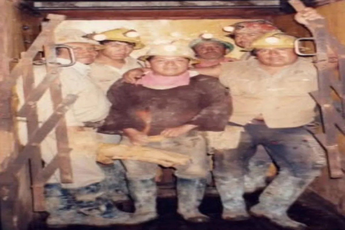 Pachuca conmemora el Día del Minero con exposición fotográfica “Desde las Entrañas” en Casa Rule