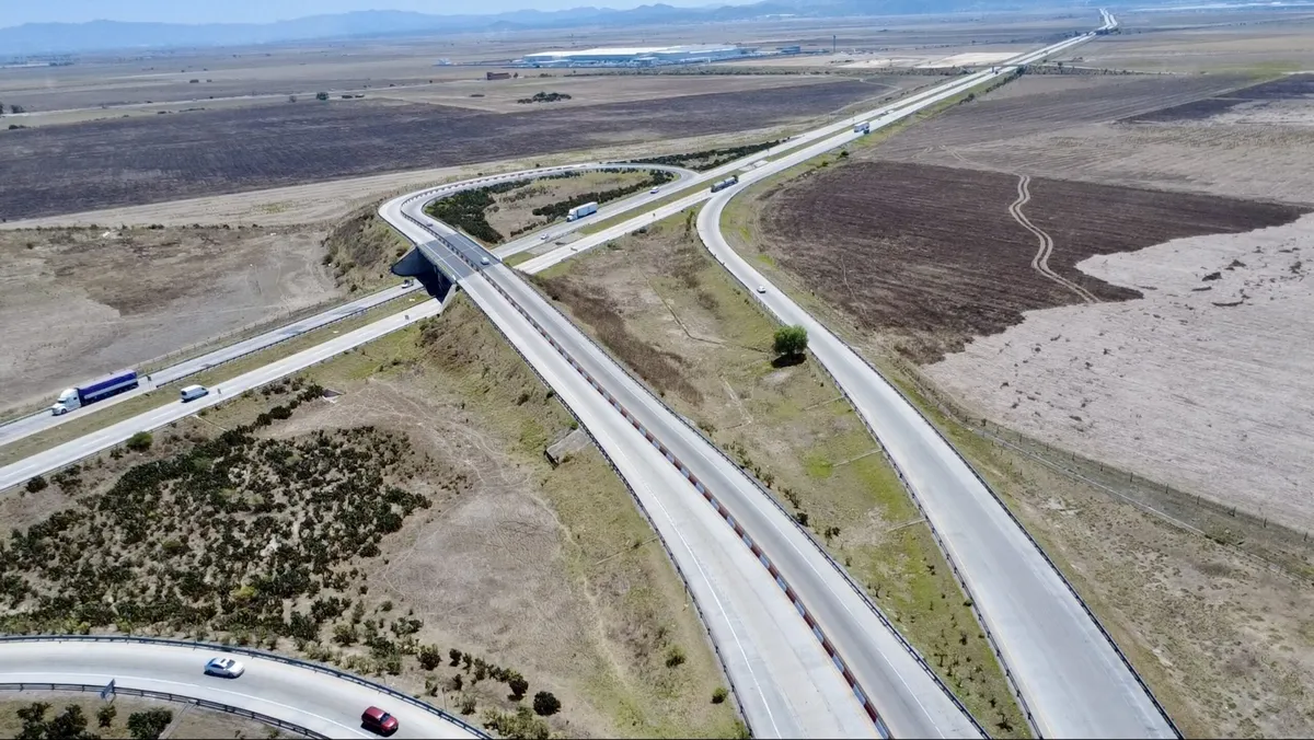 Operativo de seguridad y vigilancia en la carretera Arco Norte