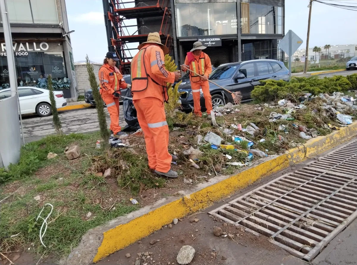 Lluvia en Pachuca: salas y colchones tapan coladeras, asegura alcalde