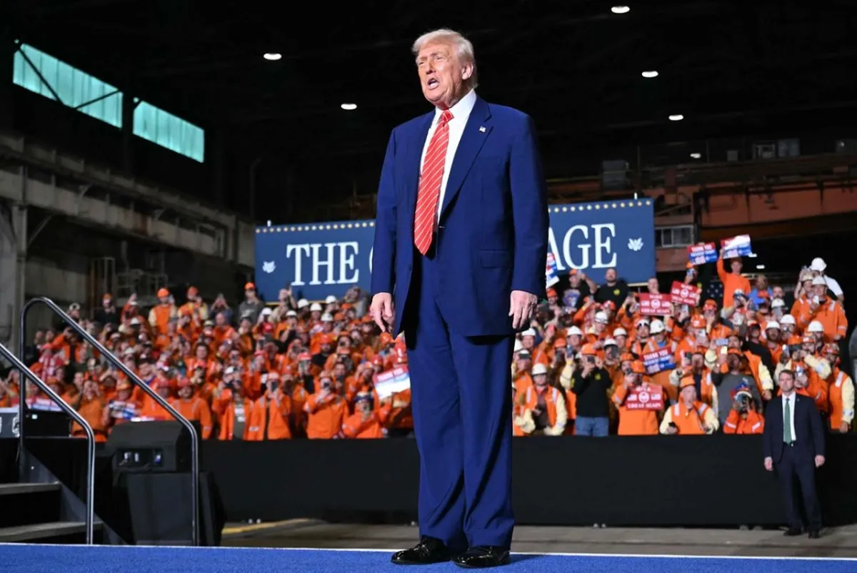 Anuncia Trump aranceles al acero de hasta el 50%