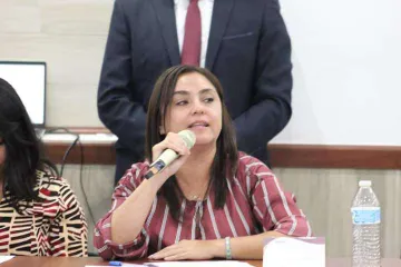 Presentan iniciativa para armonizar plan B en Hidalgo: eliminarían más de 200 cargos en ayuntamientos