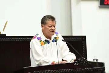 Fortunato González buscará diputación federal sin dejar el cargo  