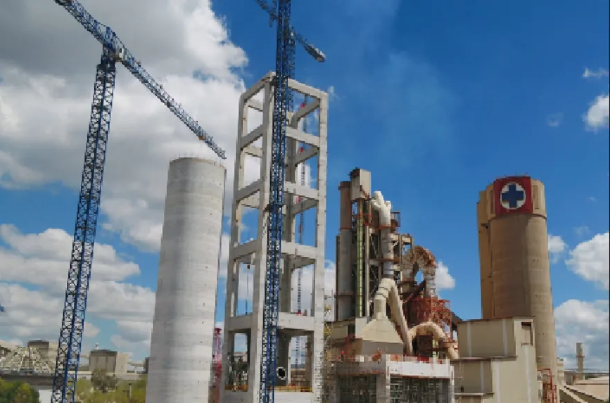 Cooperativistas de Cruz Azul piden apoyo de autoridades federales por conflicto interno