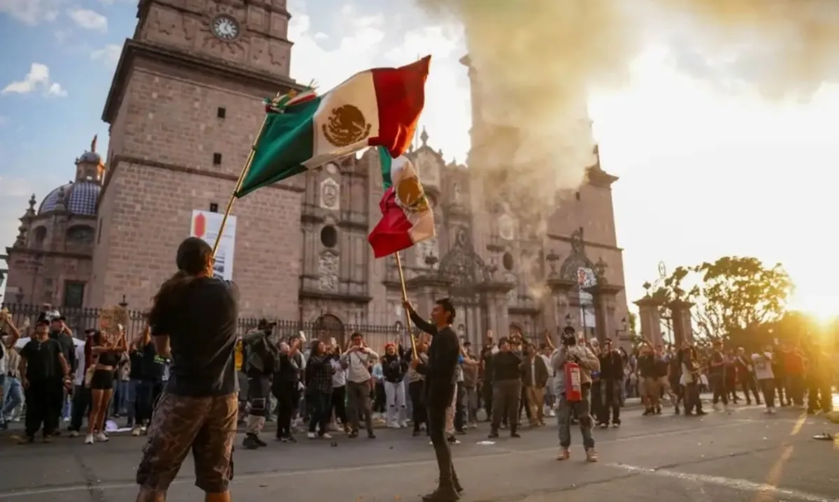 Sheinbaum responsabilizó a los expresidentes Felipe Calderón y Enrique Peña Nieto de haber enquistado la violencia que padece Michoacán.