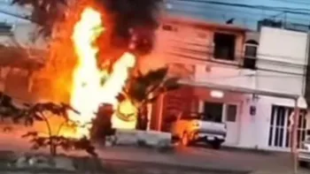Incendio de llantas en Ixmiquilpan