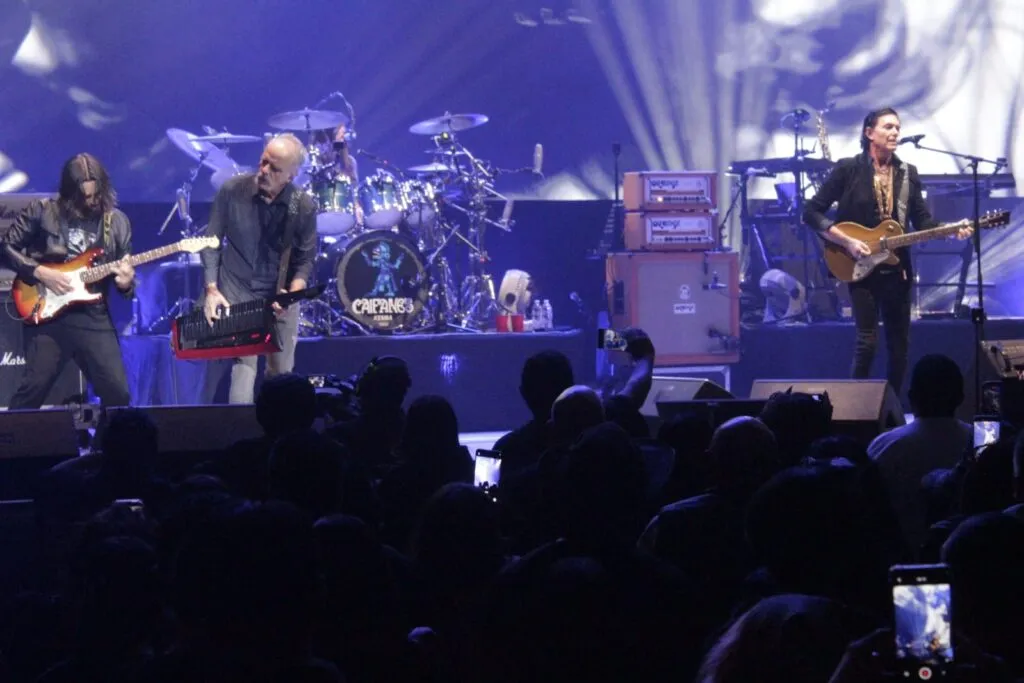 Caifanes celebra ritual en Pachuca