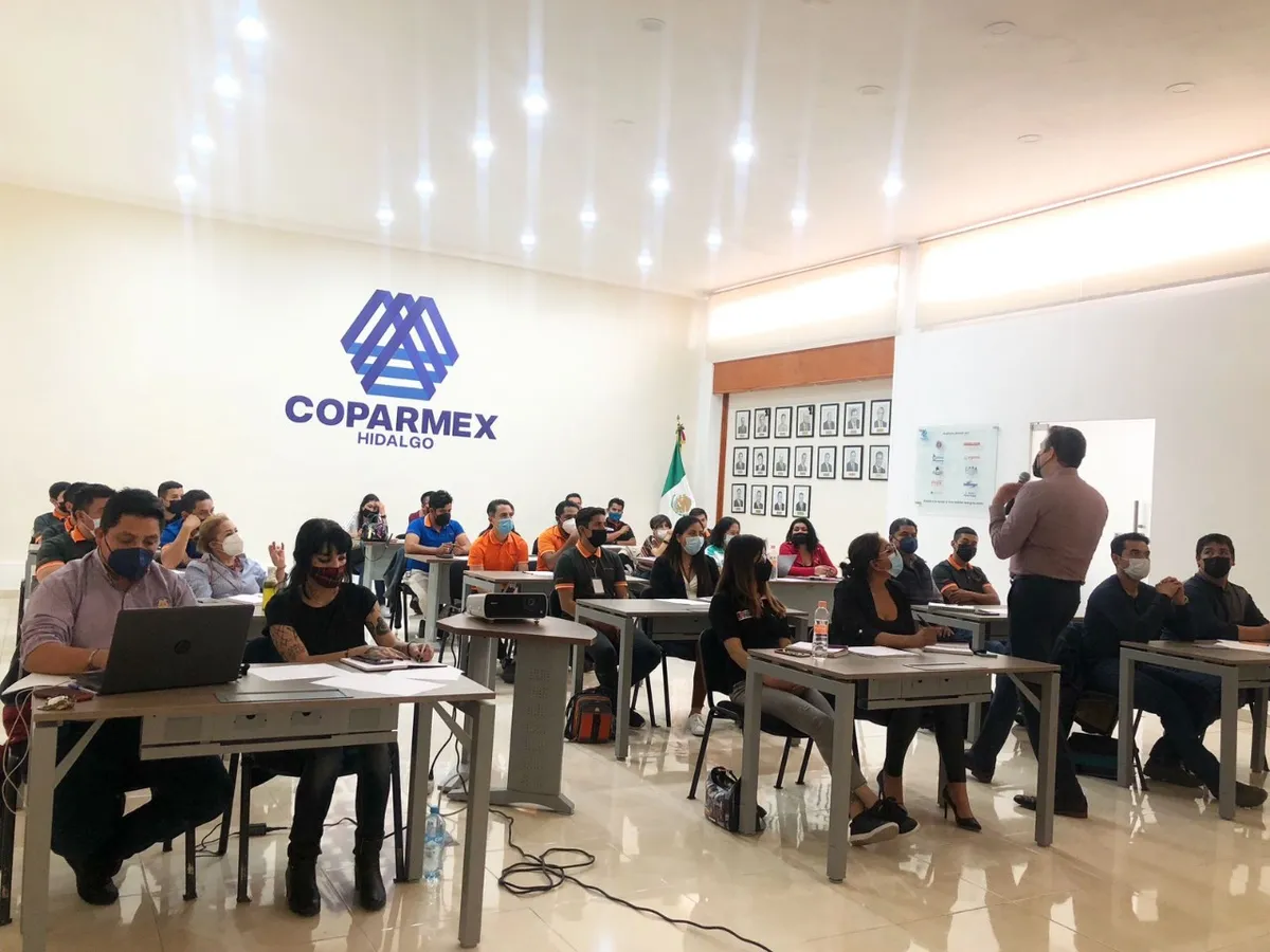 Coparmex otorga capacitación para profesionalización de empresas