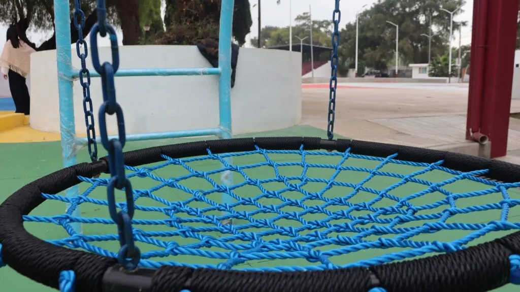 Modernizan teatros, centros culturales y deportivos en Hidalgo