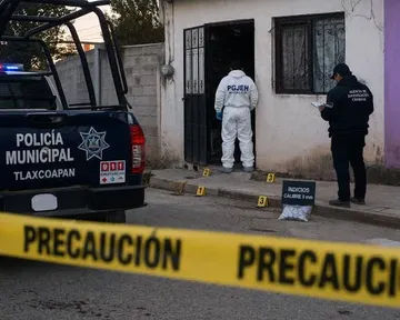 Hallan a hombre sin vida y maniatado en Tlaxcoapan; presentaba impactos de bala