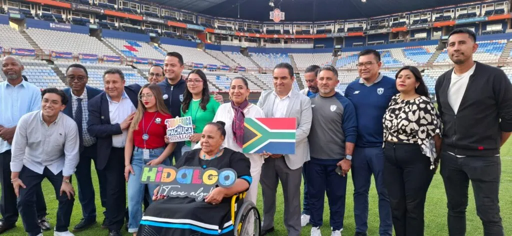 Embajadora de Sudáfrica recorre el Estadio Hidalgo previo a la llegada de su selección para el Mundial 2026