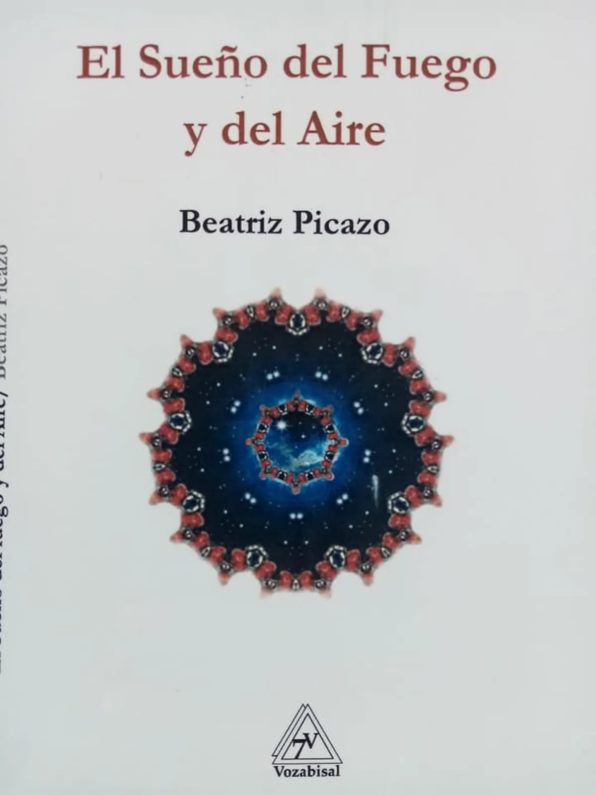 Beatriz Picazo presentó “El sueño del fuego y del aire”