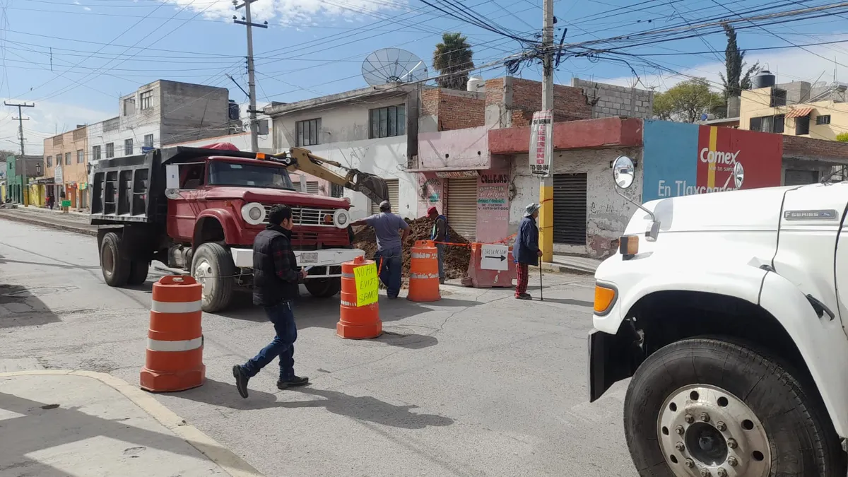 Transportistas de Tlaxcoapan acusan favoritismo en la administración de Teresa Olivares Reyna