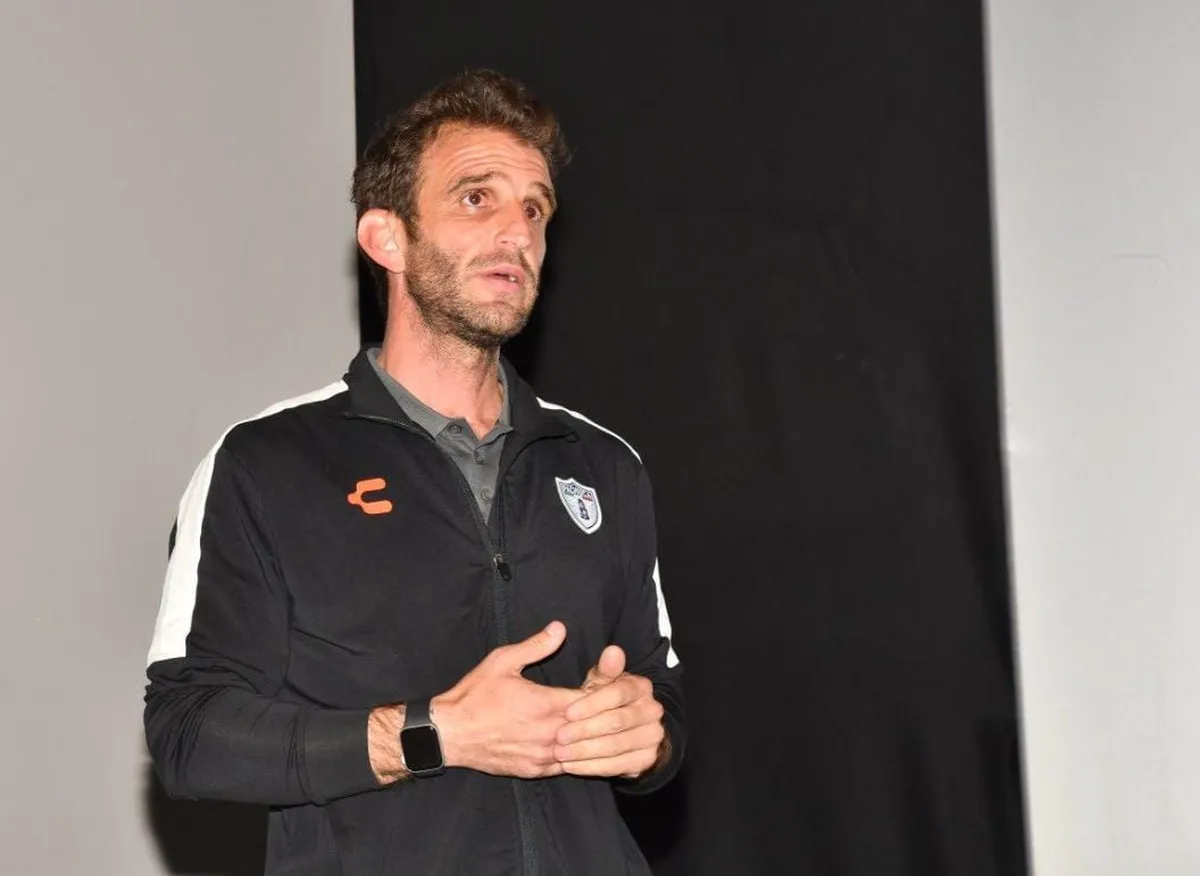 ¡Oficial! Iván Alonso deja la dirección deportiva de los Tuzos