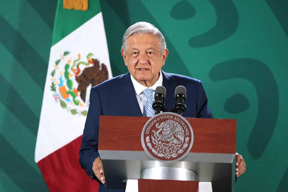 AMLO calificó como dolorosa la falta de indicios de vida de los 43 normalistas de Ayotzinapa