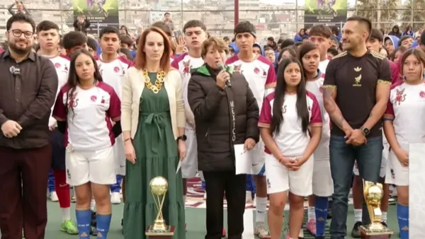 Delfina Gómez da inicio en Naucalpan a la jornada nacional de ‘cascaritas’ y dominadas del Mundial Social con participación masiva.