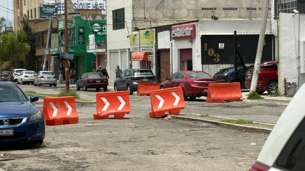 Caos vial en El Palmar por cierre de accesos y obras en marcha