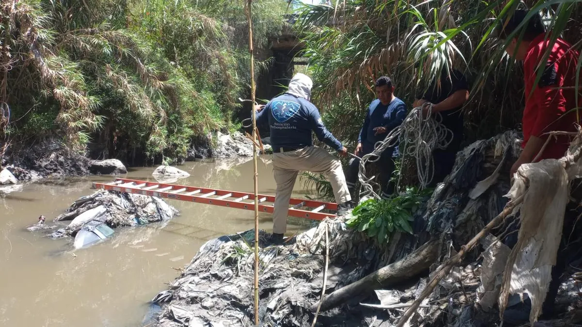 Atotonilco de Tula: hallan auto dentro del río Salado tras bajar el nivel del agua