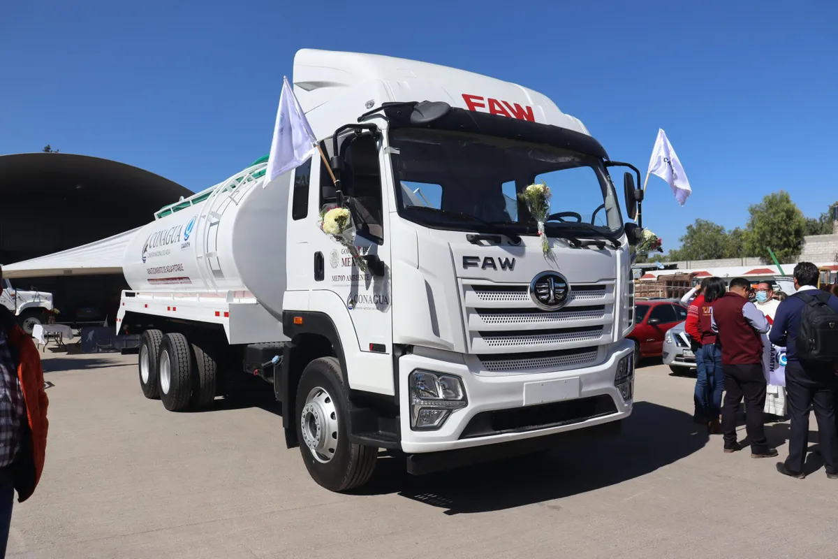 Tizayuca estrena nueva pipa de agua de 20 mil litros