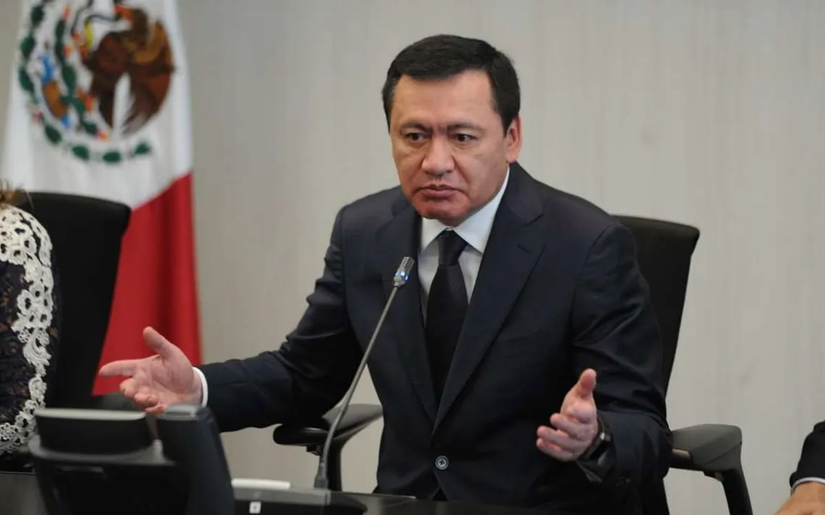 Osorio Chong deja coordinación del PRI en el Senado