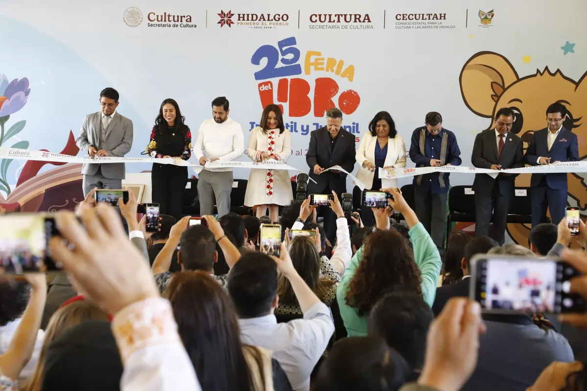 Julio Menchaca inaugura la Feria del Libro Infantil y Juvenil en Hidalgo