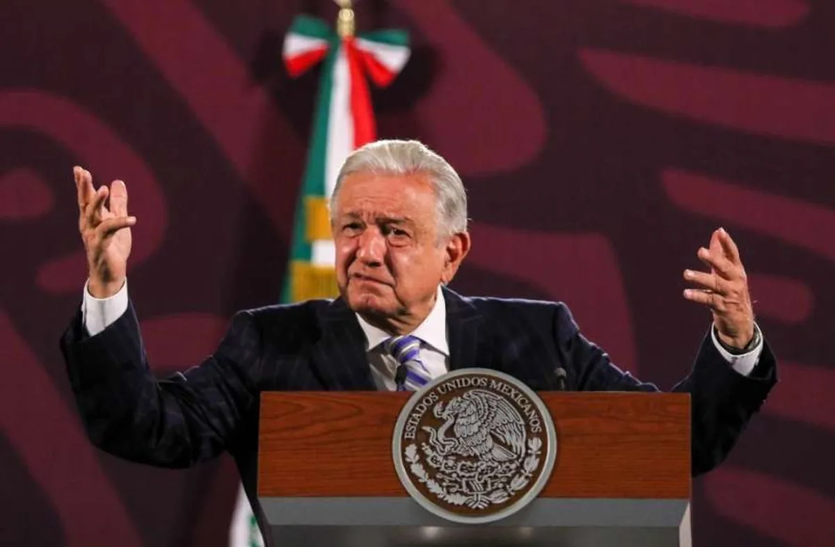 Condena AMLO pretensión de jueces para detener debate de reforma judicial