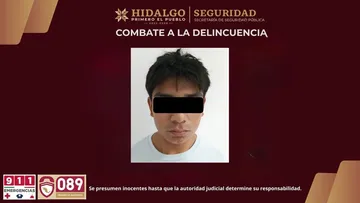Tlahuelilpan: detienen a sujeto con más de 100 dosis de droga, báscula y moto sin placas