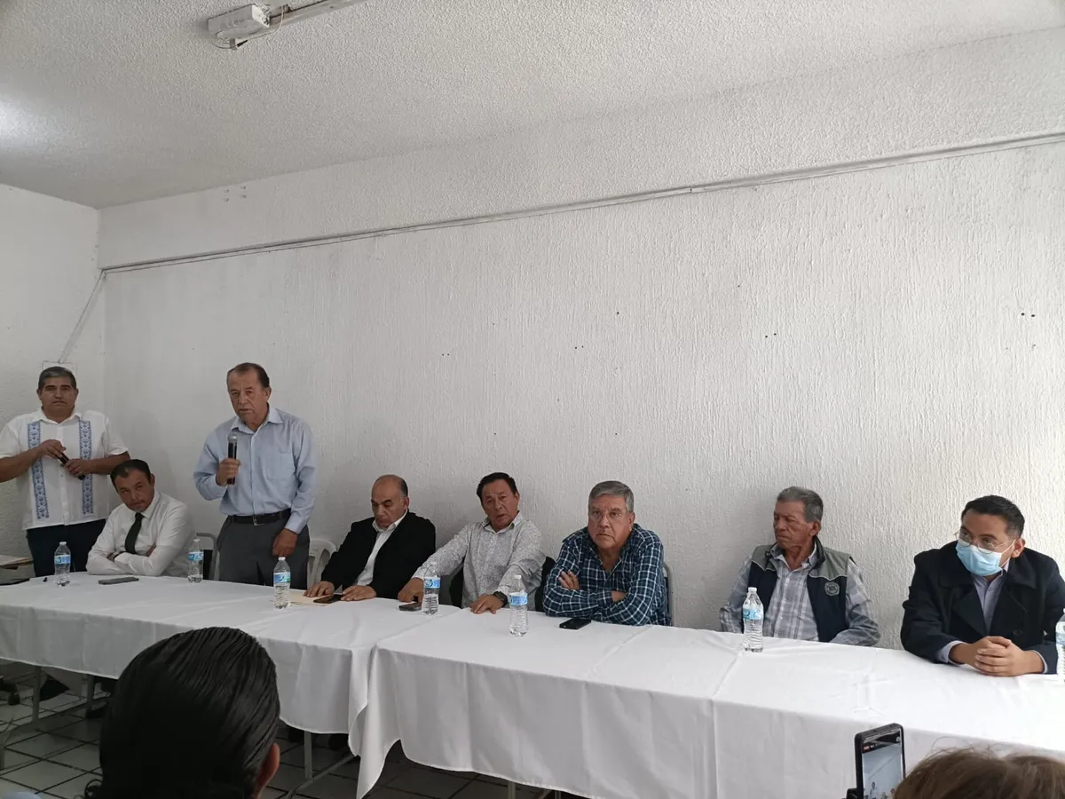 Transportistas exigen aumento de pasaje y amenazan con paro en Tula-Tepeji