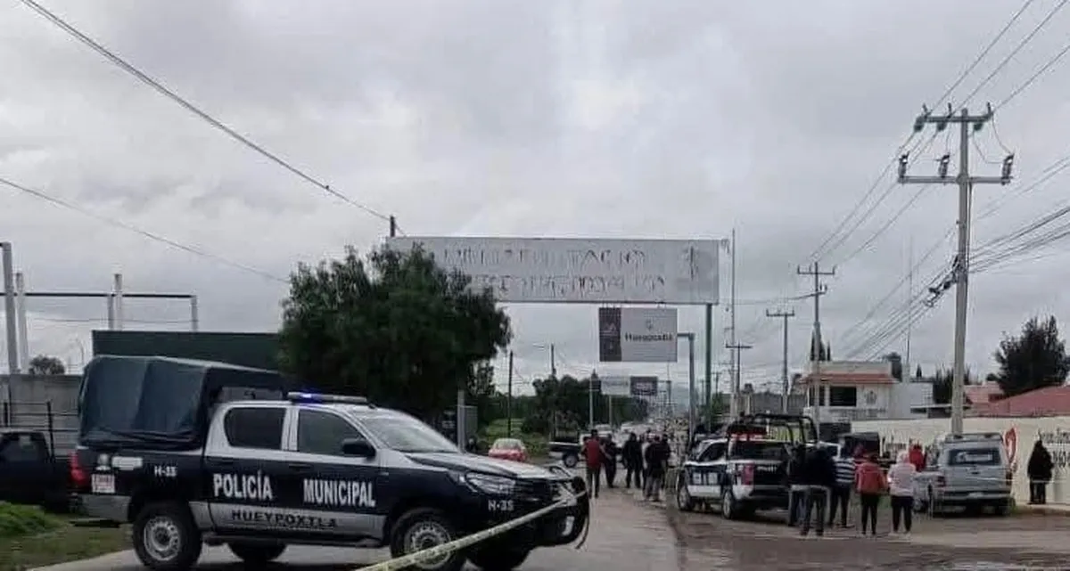 Tizayuca: hallan dos personas sin vida dentro de vehículo en límites de Hidalgo y Edomex