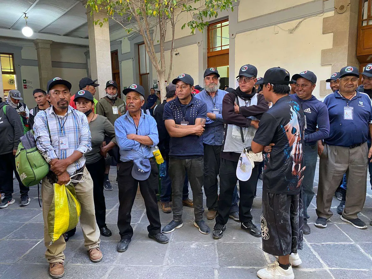 Pachuca: comerciantes y limpiaparabrisas buscan establecer acuerdos